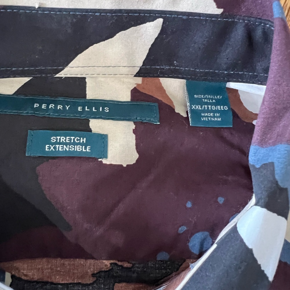 Perry Ellis All Over Print Button Up Xxl - image 2